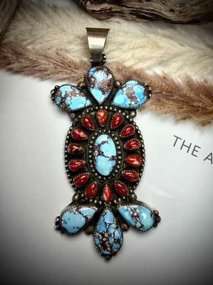 Mego's Vaulted Devin Brown Red Spiny & Golden Hills Pendant