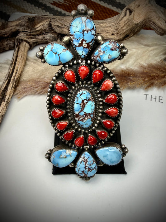 Mego's Vaulted Devin Brown Red Spiny & Golden Hills Ring