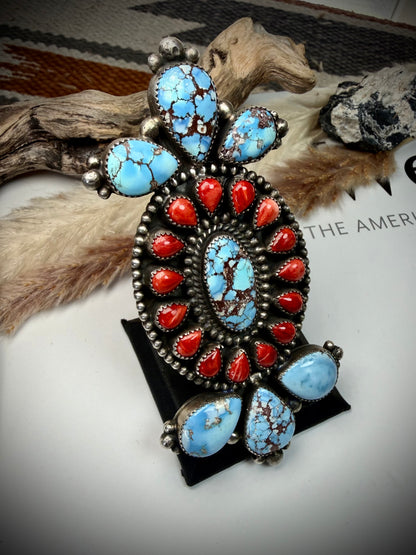 Mego's Vaulted Devin Brown Red Spiny & Golden Hills Ring