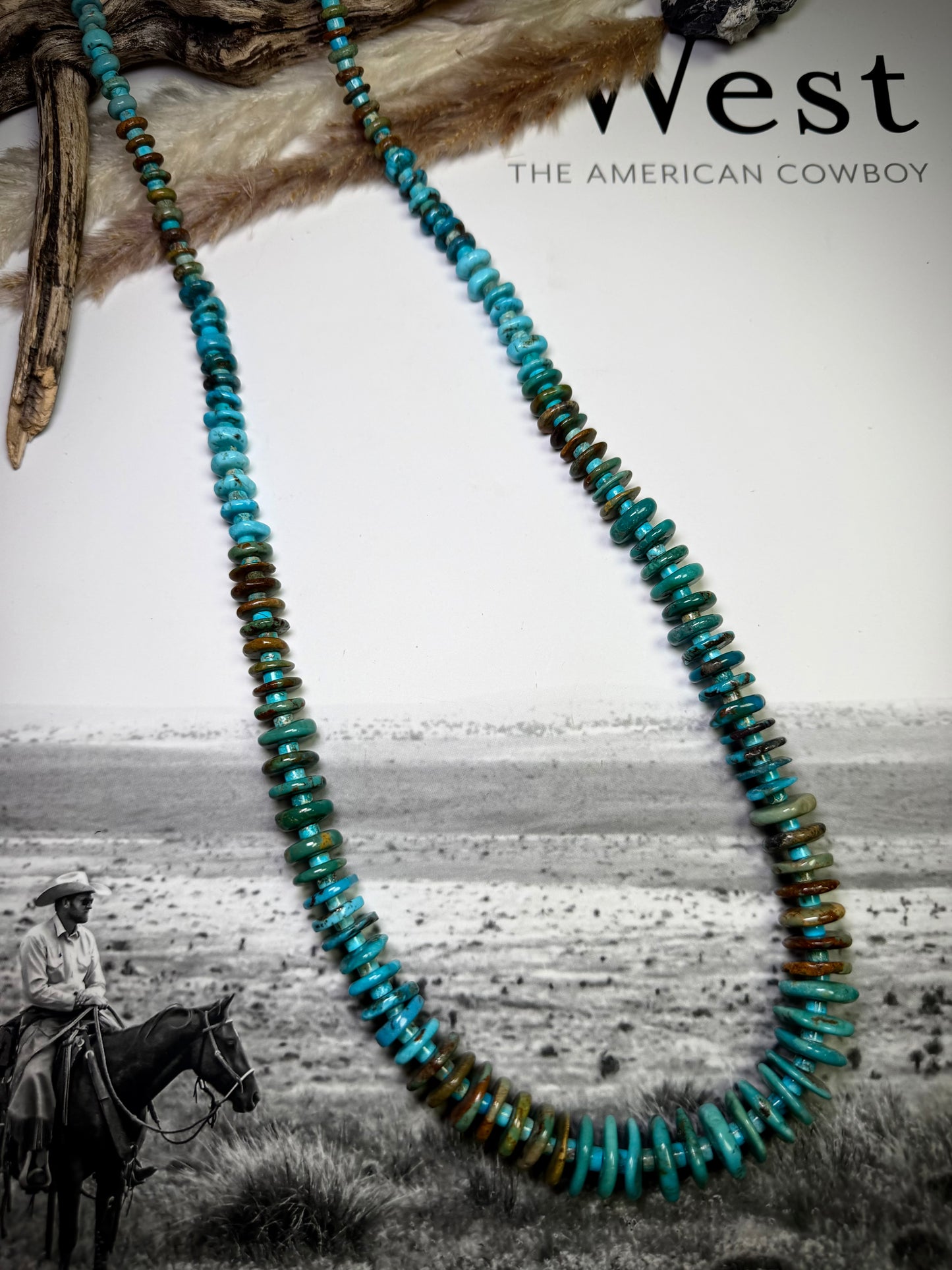 Turquoise Graduated Bead Necklace