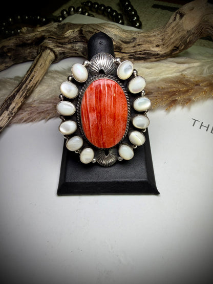 Red Spiny & Mother Of Pearl Adjustable Ring
