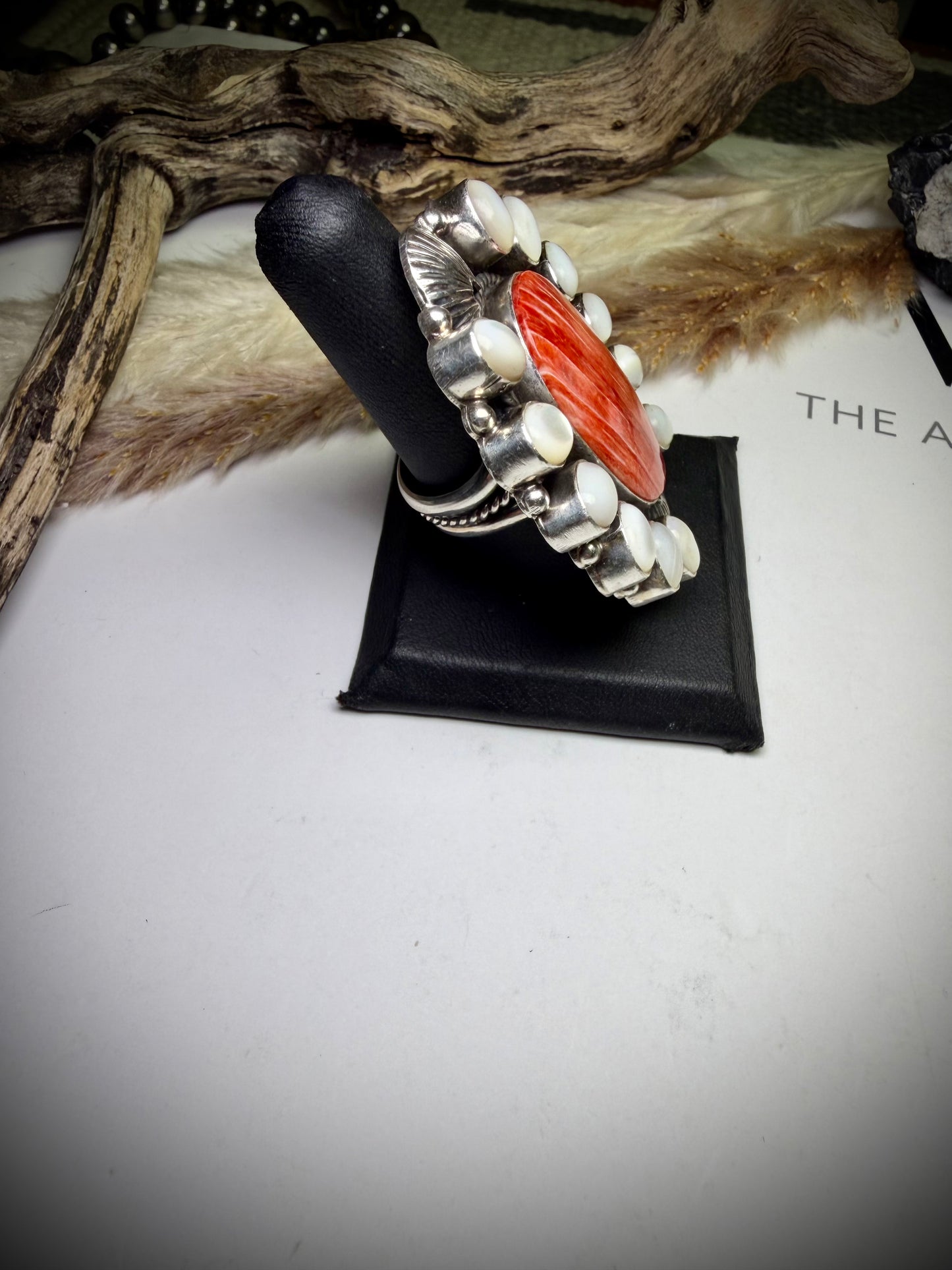Red Spiny & Mother Of Pearl Adjustable Ring
