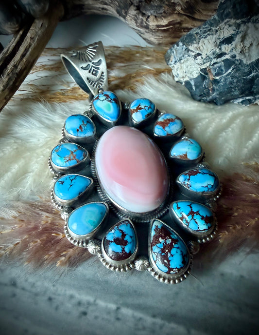 Golden Hills and Pink Conch Pendant