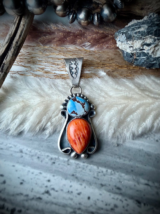 Golden Hills and Spiny Pendant