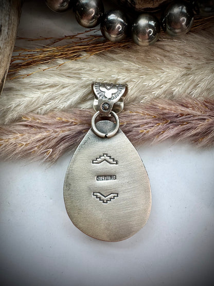 Palomino Pendant