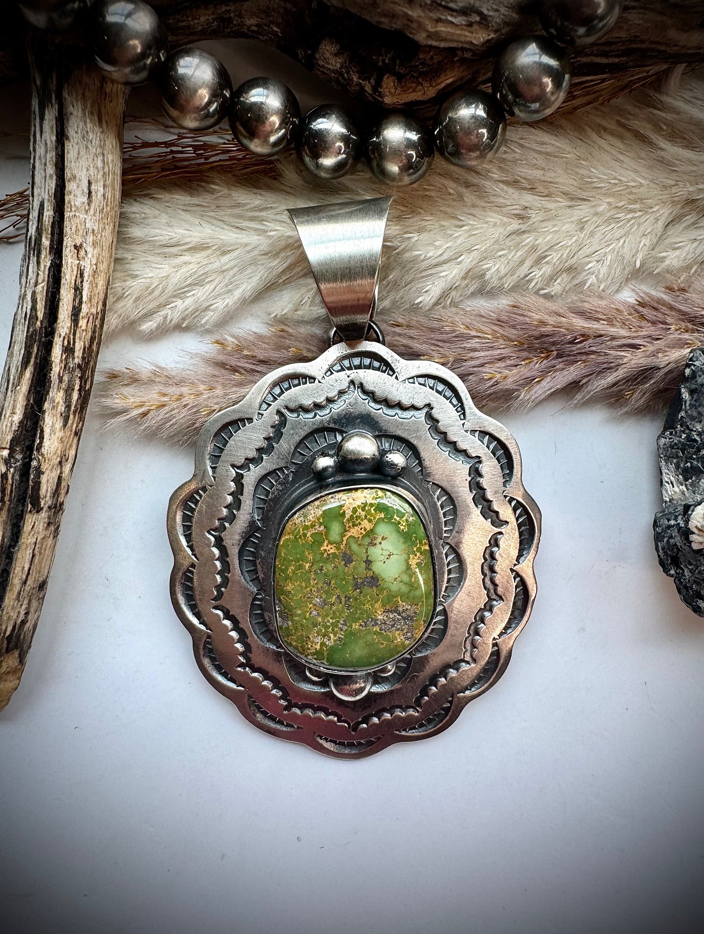 Chimney Butte Palomino Pendant