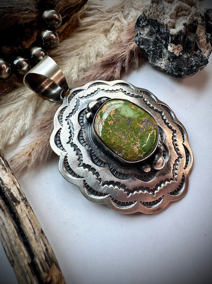 Chimney Butte Palomino Pendant