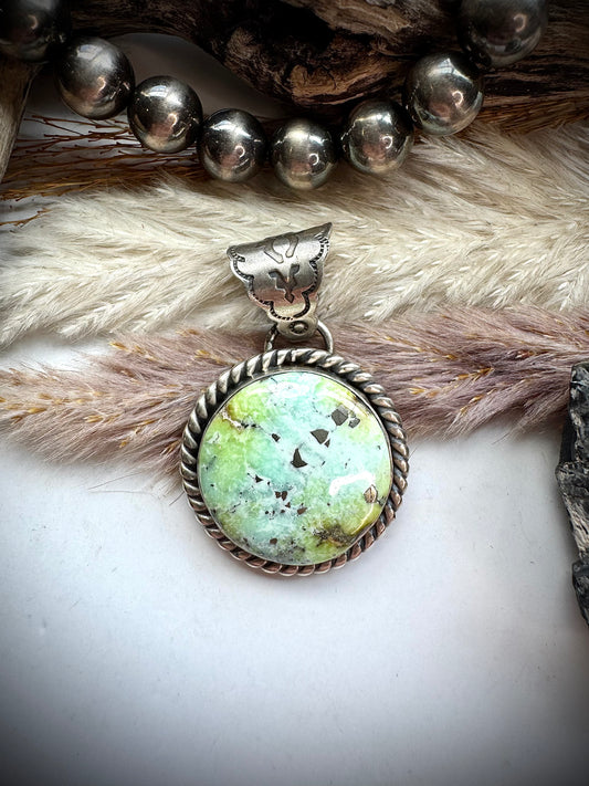 Palomino Pendant