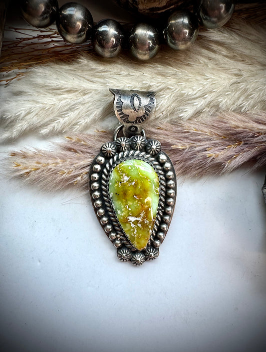 Palomino Pendant