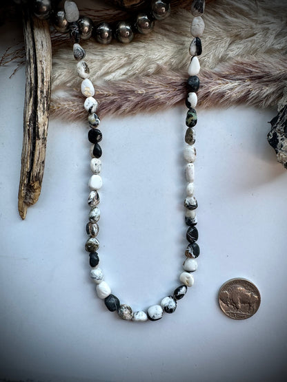 17" White Buffalo Beaded Necklace