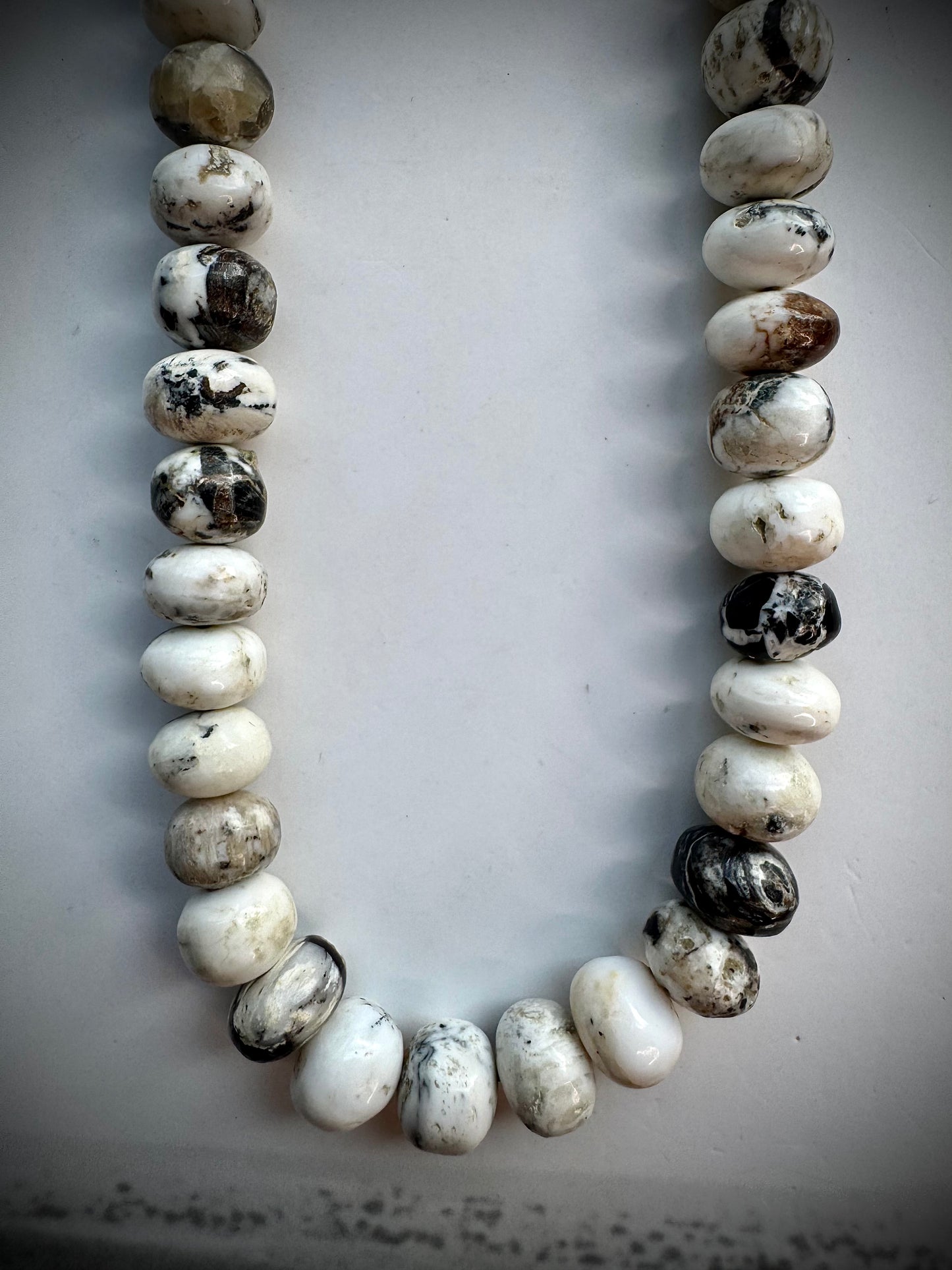 19" White Buffalo Beaded Necklace