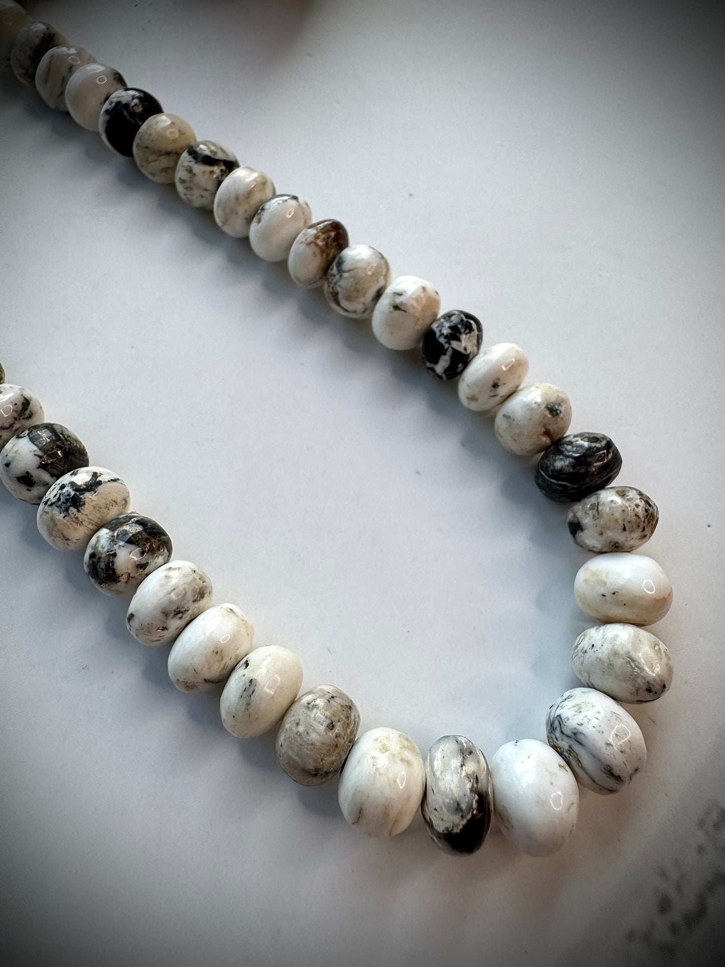 19" White Buffalo Beaded Necklace