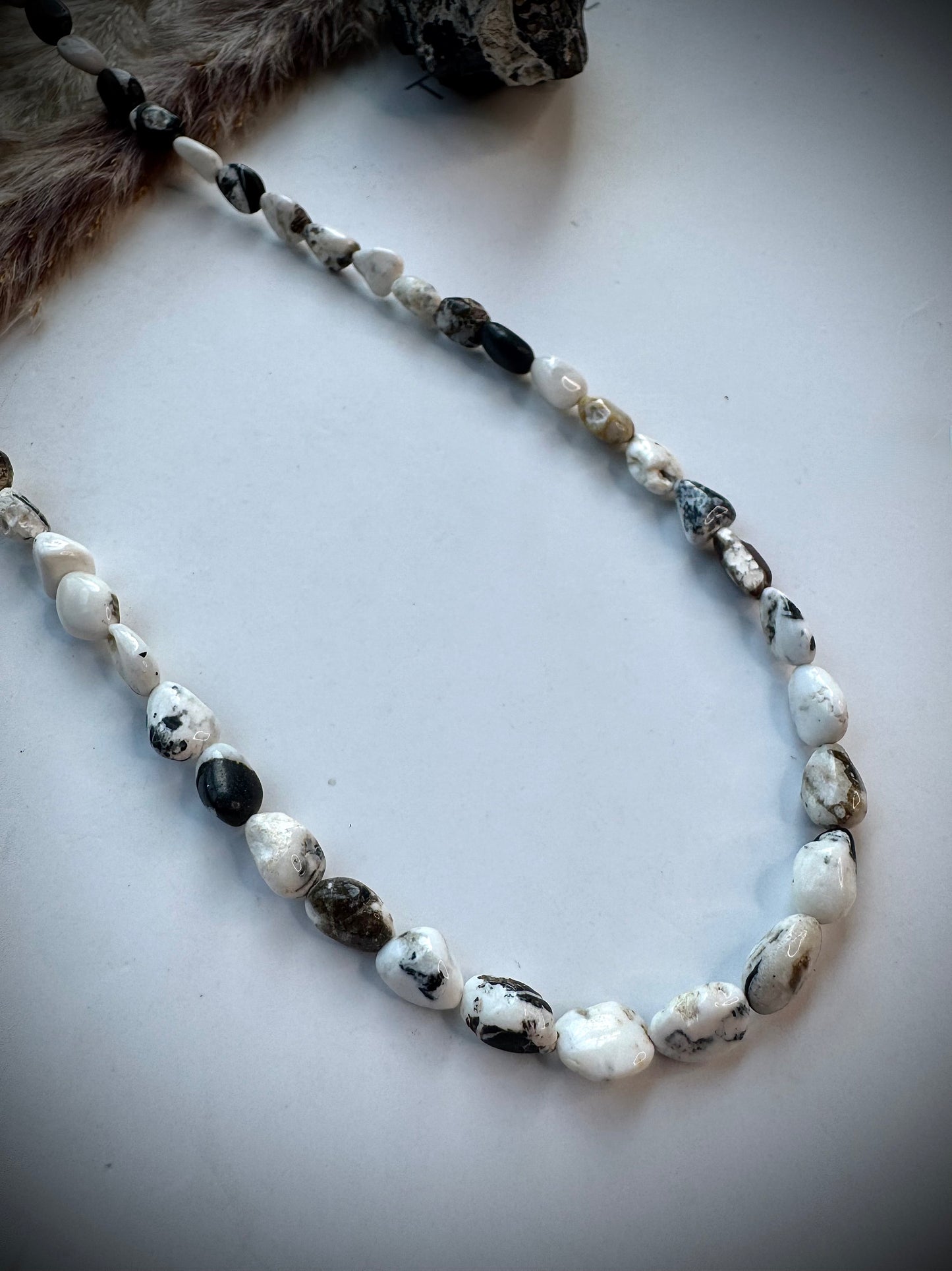 17 1/2" White Buffalo Beaded Necklace