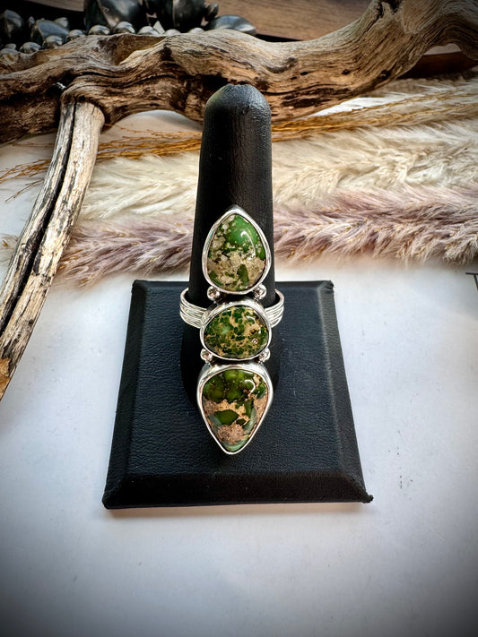 Three Stone Sonoran Gold Crawler Ring- Size 10