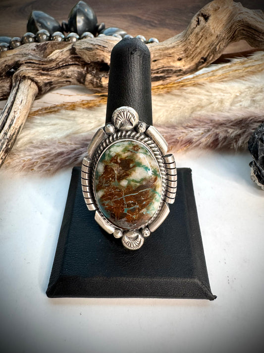 Royston Ribbon Ring