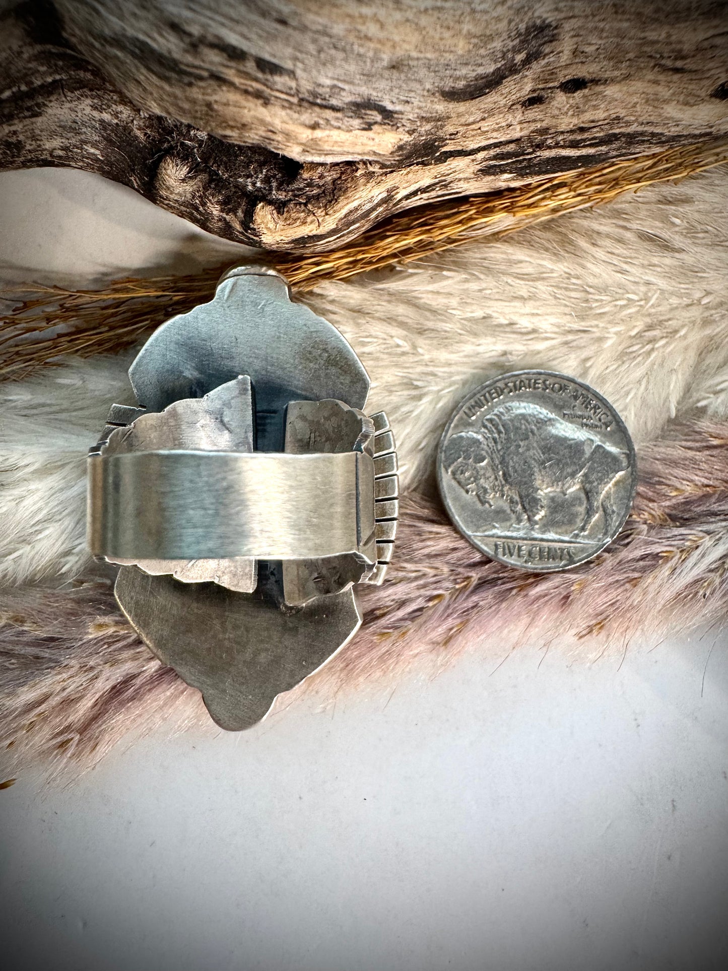 Royston Ribbon Ring