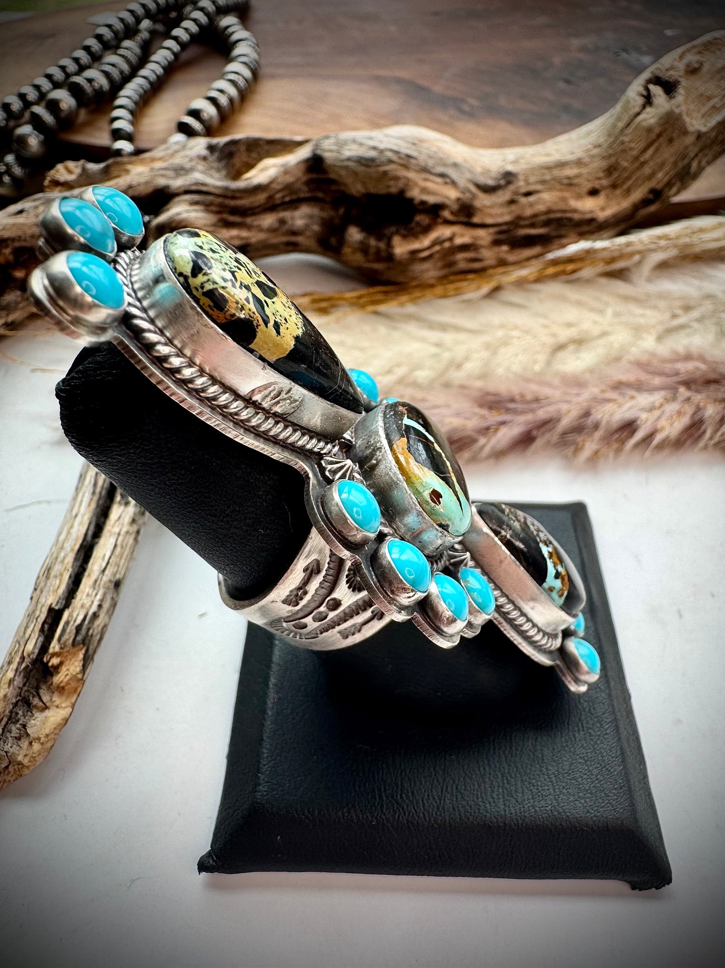 Blackjack & Sleeping Beauty Turquoise Crawler Ring- size 7 1/2