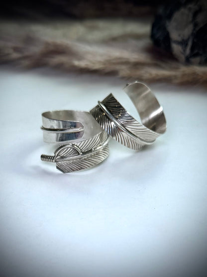 Adjustable Feather Ring