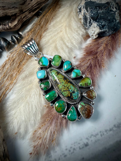 Sampler Cluster Pendant