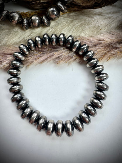 9mm Saucer Pearl Stretch Bracelet
