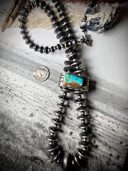 Flip Side Graduated Saucer "Jacla" Style Necklace