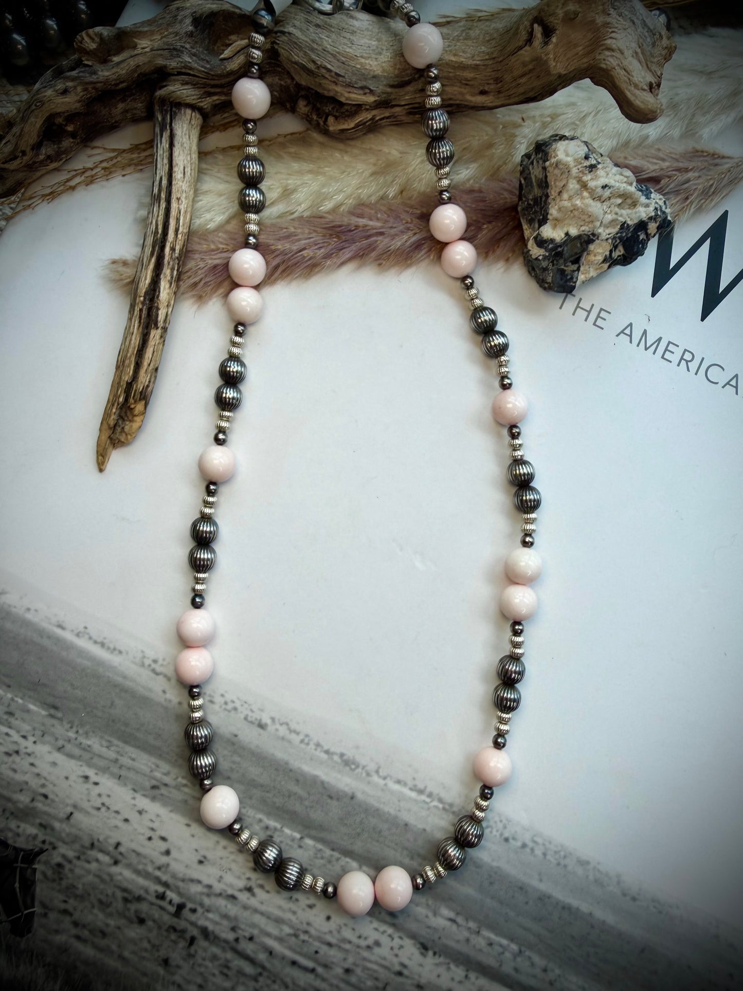 22" Pink Conch & Pearls Necklace