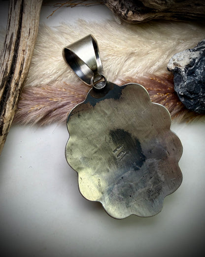 The Concho Pendant